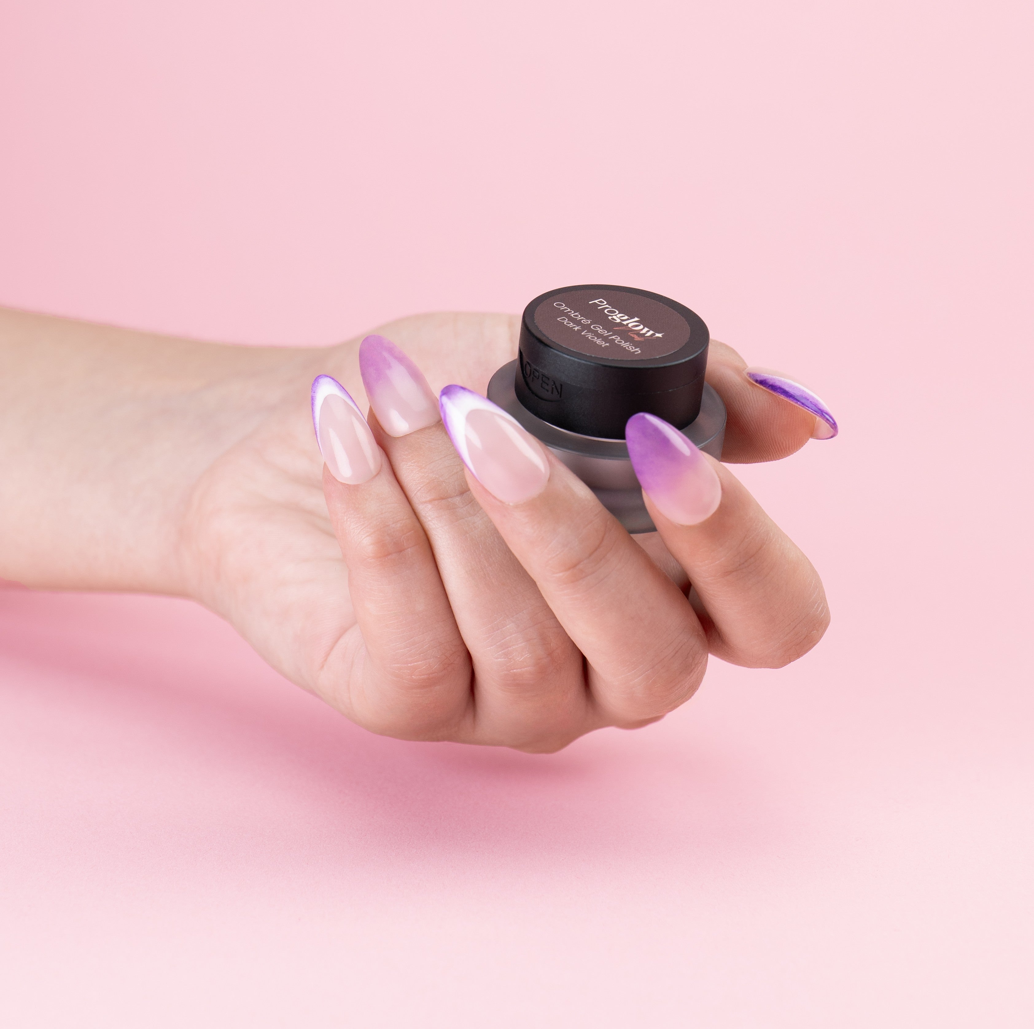 Ombré Nails Tuto: So gelingt Ihnen ein perfekter Farbverlauf