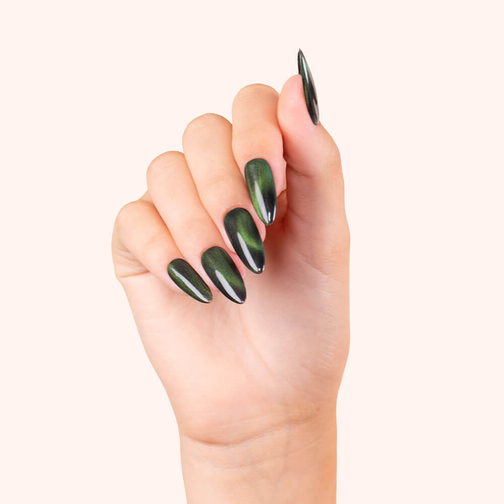 Smalto semipermanente Cat Eye Taurus