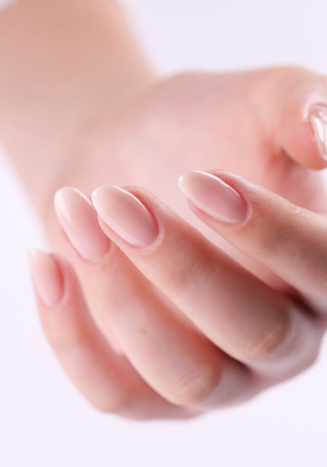 Liquid Polyacryl: Die beste Verstärkung für brüchige Nägel